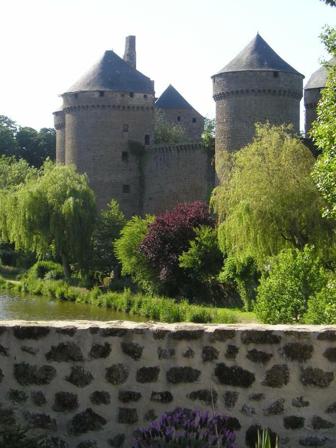 Chambres D'Hotes La Belle Taille Lassay-les-Chateaux المظهر الخارجي الصورة